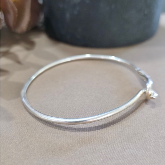 Simplistic Silver Knot Bangle - Picture 3 of 13